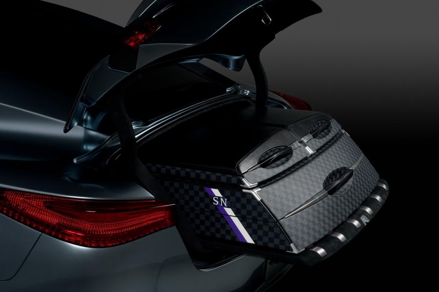  Infiniti Essence Concept 2009 года  (фото 37 из 84)